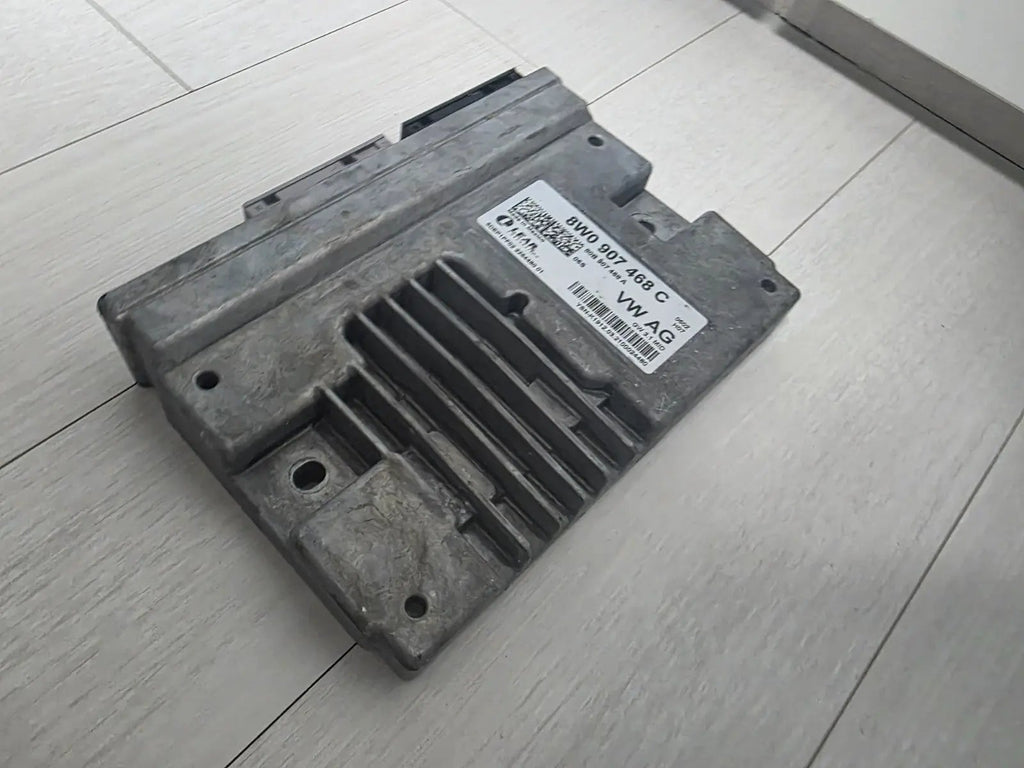 AUDI A5 Q5 INTERFACE GATEWAY COMPUTER CONTROL MODULE UNIT OEM 8W0907468C