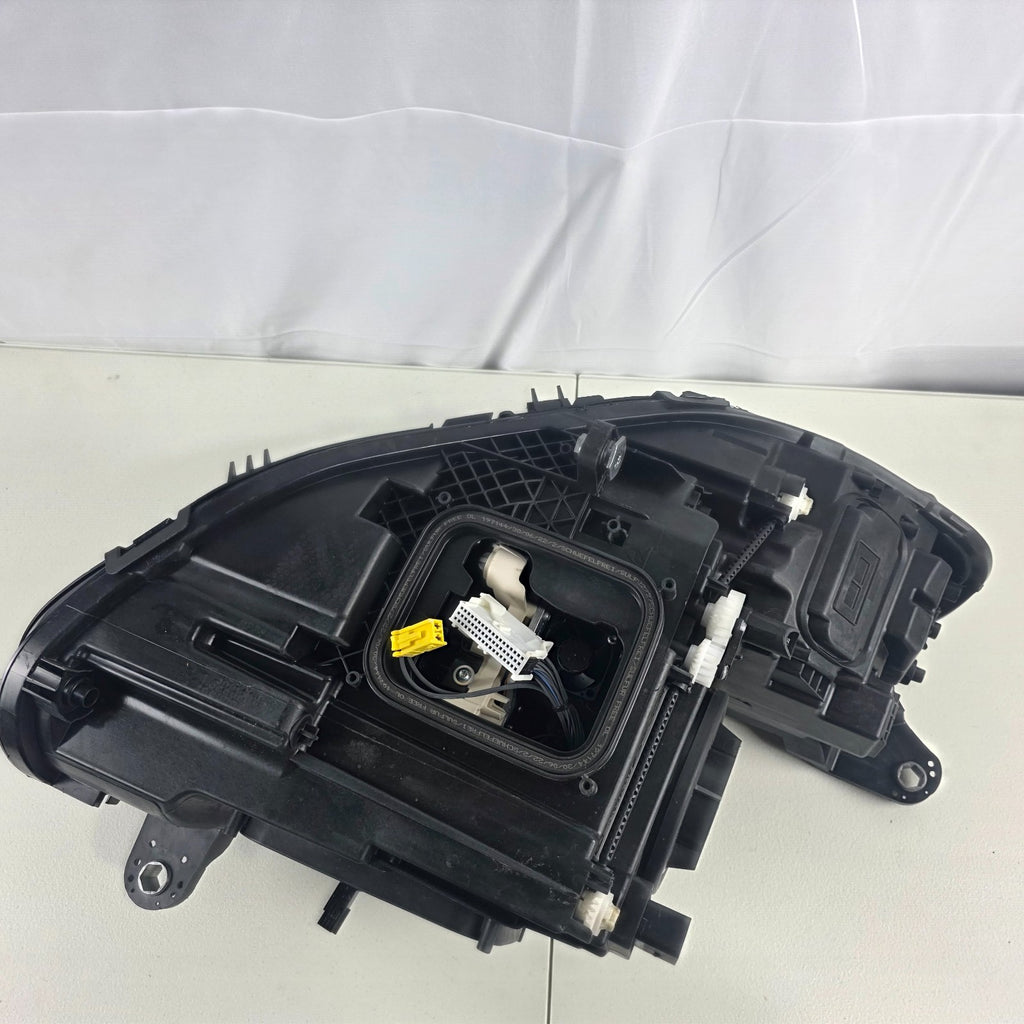 🚗🚗Mercedes-Benz CLS C257 W257 MultiBeam LED LEFT USED OEM GENUINE A2579069902