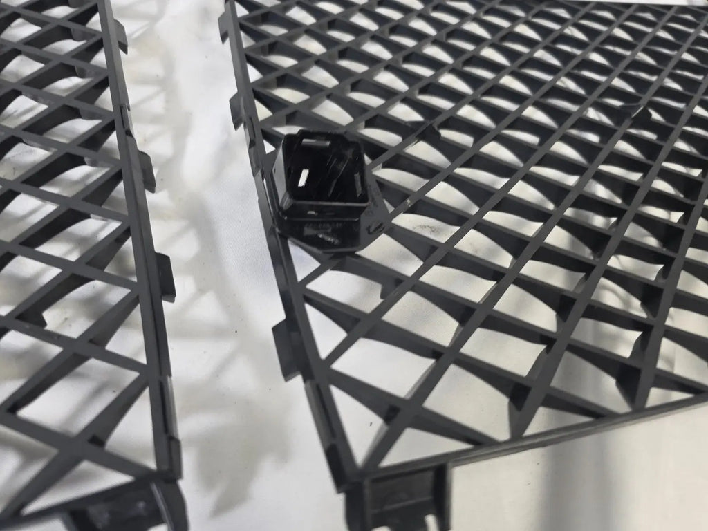 BENTLEY CONTINENTAL GT GTC FRONT GRILLE BLACK MESH OEM GENUINE NEW