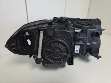 Load image into Gallery viewer, 🚗BMW 5 Series G30 G31 G38 F90 LCI Adaptive LED ICON Headlight LEFT OEM 7214961