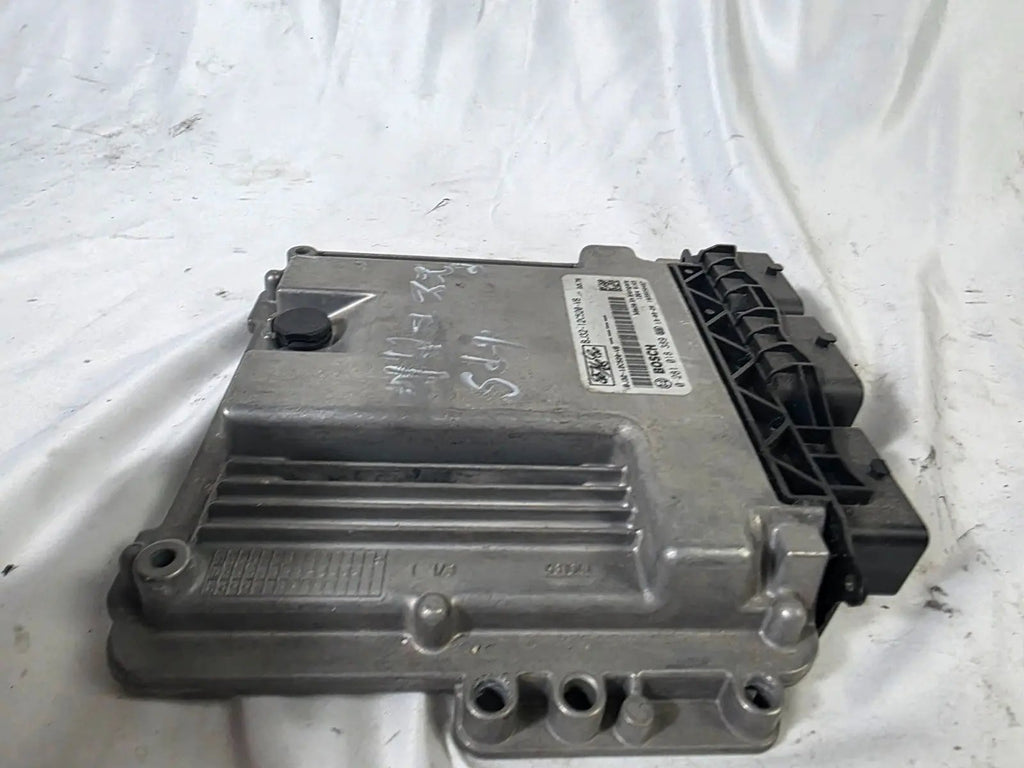 Range Rover Land Rover ENGINE CONTROL UNIT MODULE ECU Genuine OEM BJ3212C520VB