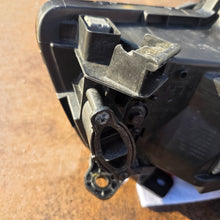 Load image into Gallery viewer, Image #17