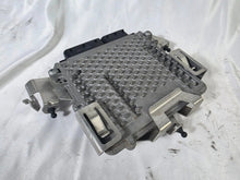 Load image into Gallery viewer, Mercedes Benz W205 C180 C200 OM626 Ecu Control Unit WITH BRACKET A6269000000