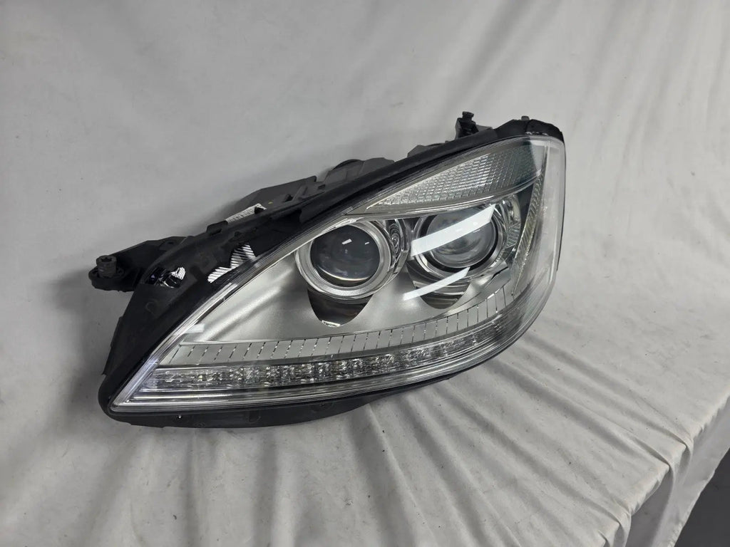 MERCEDES BENZ S-CLASS W221 BI-XENON Headlight PAIR OEM A2218200639 A2218202939