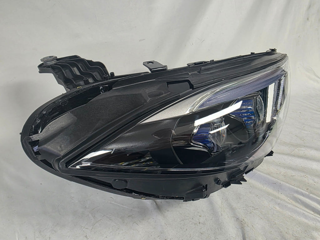 🚗🚗 Mercedes-Benz CLS C257 W257 MultiBeam LED RIGHT USED OEM A2579068400