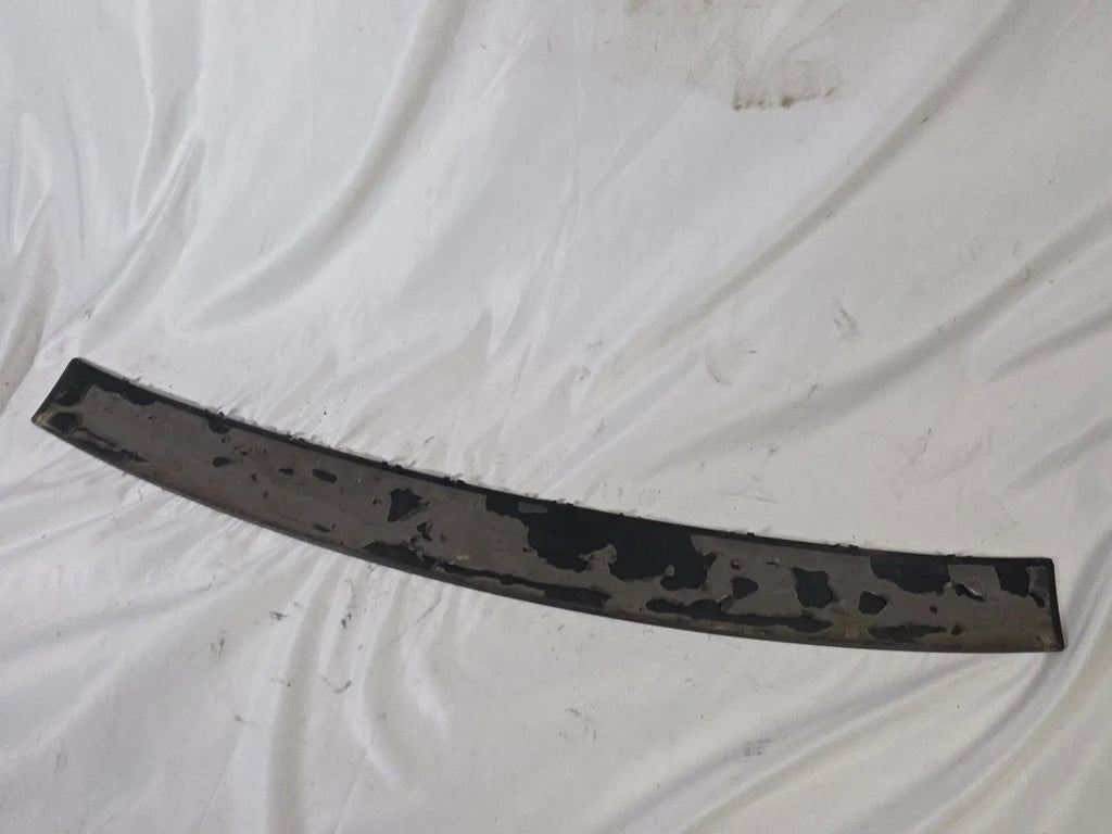 2014 2015 2016 BENTLEY FLYING SPUR REAR BUMPER COVER STRIP TRIM 4W0807427 OEM