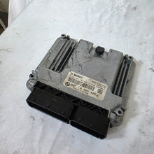 Load image into Gallery viewer, BMW F10 F11 LCI 520d B47 190HP Engine Control Unit MODULE OEM GENUINE 8585425