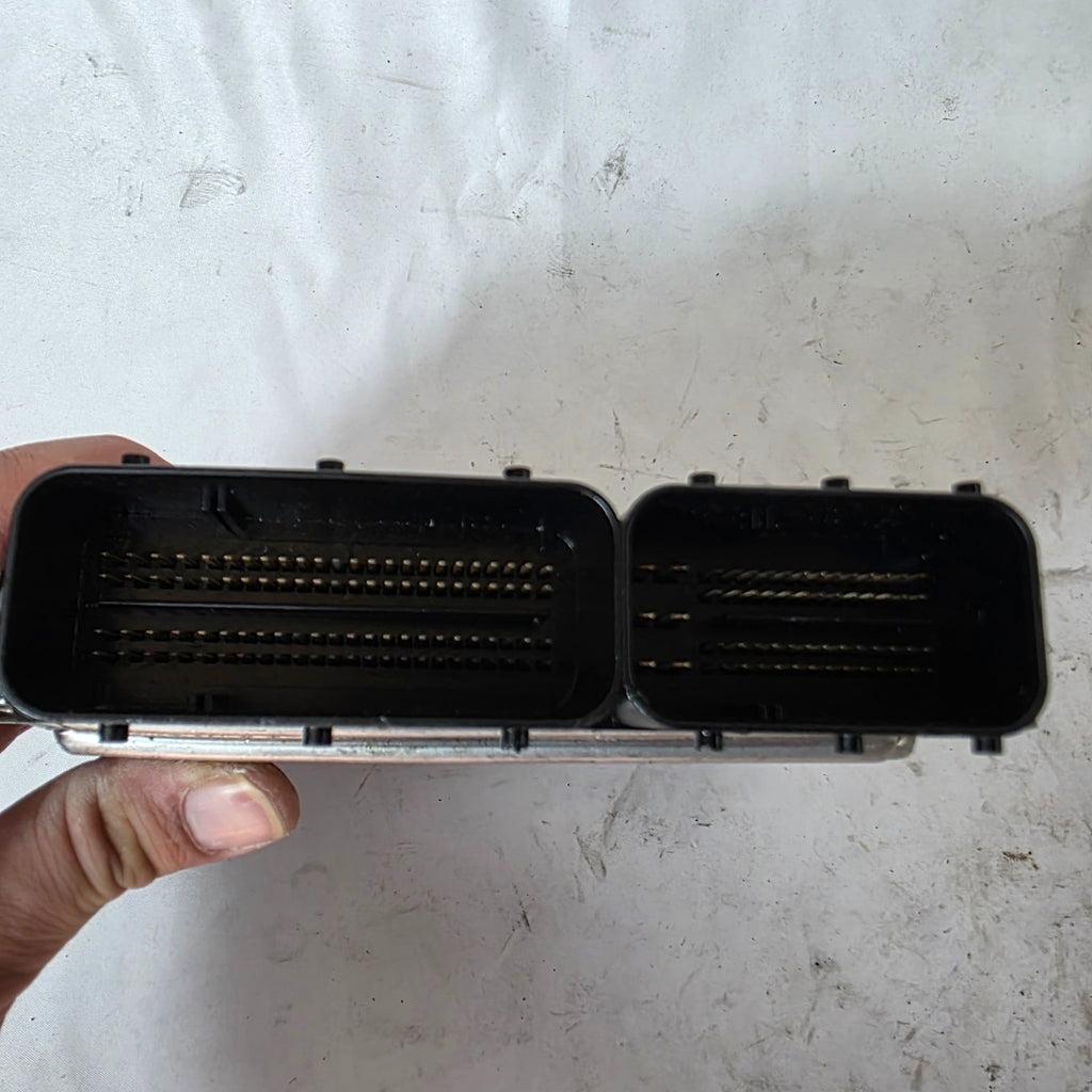 BMW F10 F11 LCI 520d B47 190HP Engine Control Unit MODULE OEM GENUINE 8585425