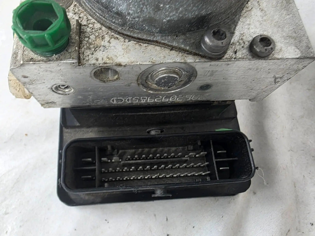 2016-2020 MERCEDES E220 W213 2.2L Diesel ABS Pump/Modulator A2134315800 OEM