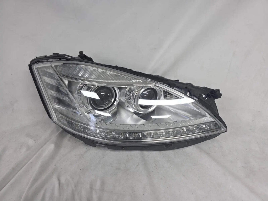 MERCEDES BENZ S-CLASS W221 BI-XENON Headlight PAIR OEM A2218200639 A2218202939