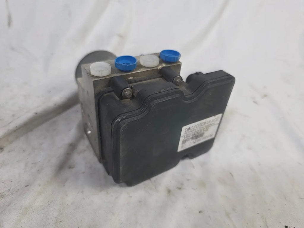 BMW BMW F10 F11 F06 F13 ANTI LOCK BRAKE ABS PUMP ASSEMBLY 6876913 OEM GENUINE