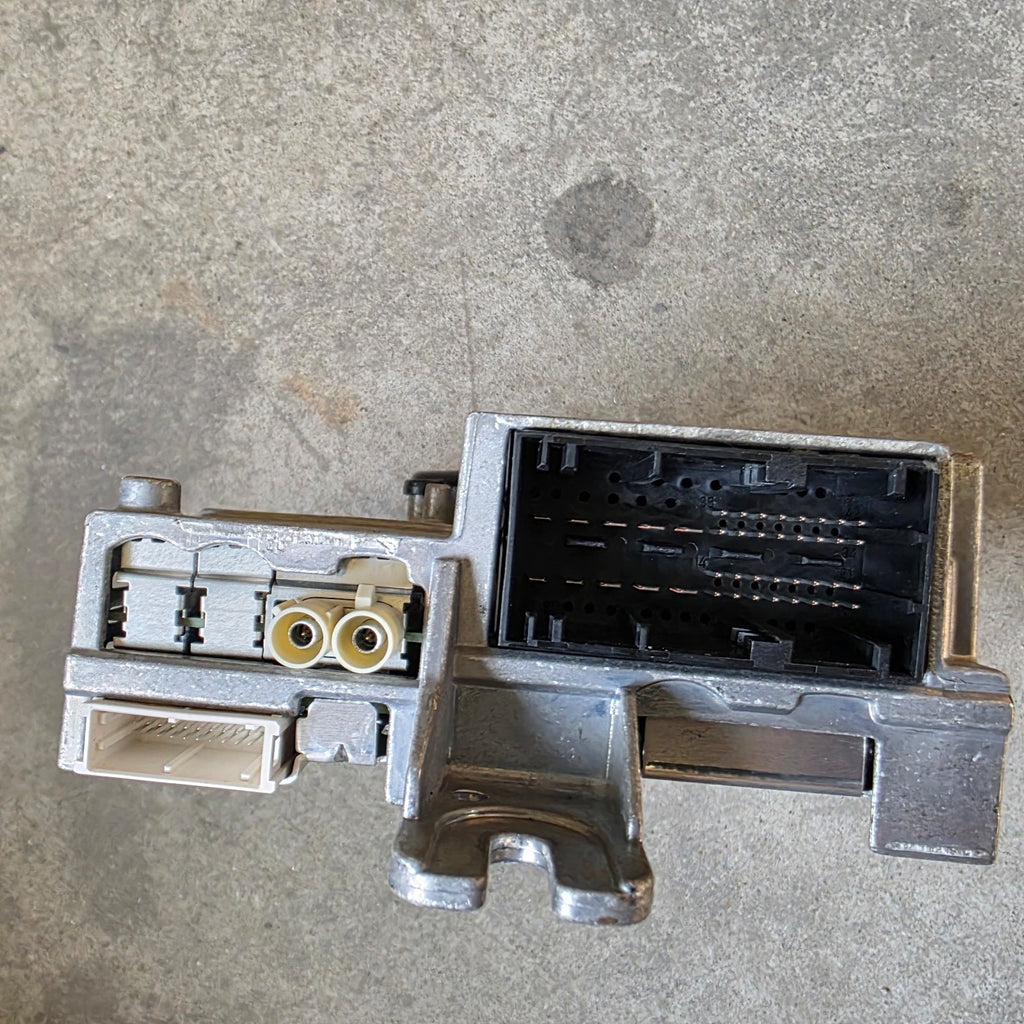 2019 - 2024 BMW X3 G01 F91 G20 G30 G12 F90 Radio Audio Signal Receiver Processor