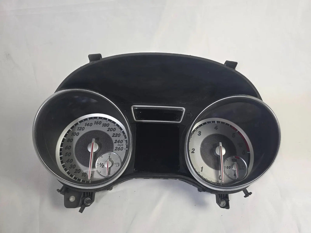 Mercedes GLA-Class 2016 Diesel Speedometer Instrument Cluster A1569009802